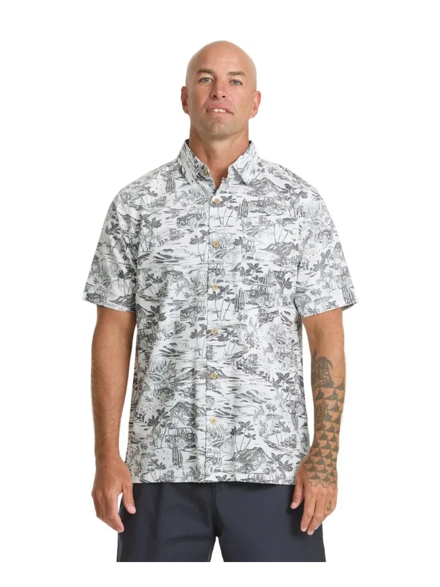 Мужская рубашка Quiksilver с коротким рукавом и реверсивным принтом ручной работы Quiksilver — изображение 1 из 4, белый