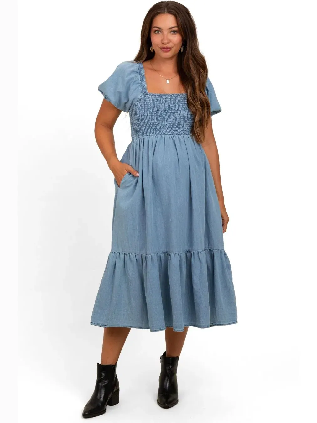 Платье миди на запах с рюшами, модель Vintage Wash Chambray Pinkblush — изображение 3 из 4, светлый синий