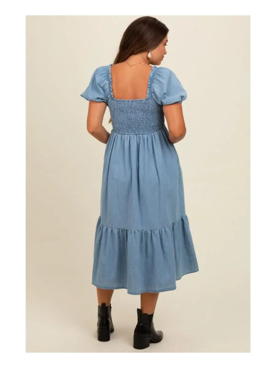 Платье миди на запах с рюшами, модель Vintage Wash Chambray Pinkblush — изображение 4 из 4, светлый синий