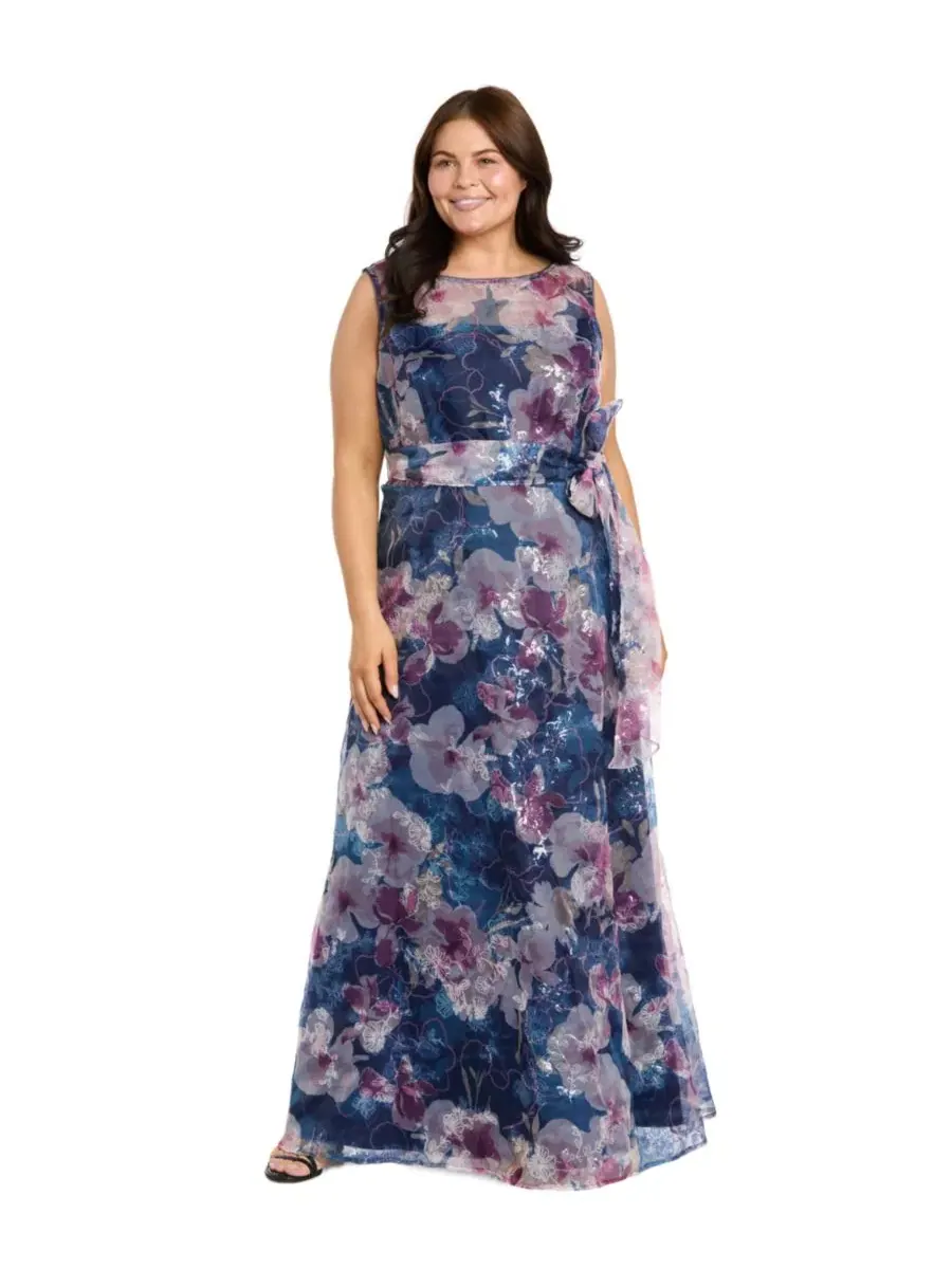 Платье-трапеция с иллюзорным вырезом и бисером Plus Size Illusion Neckline Beaded Gown R & M