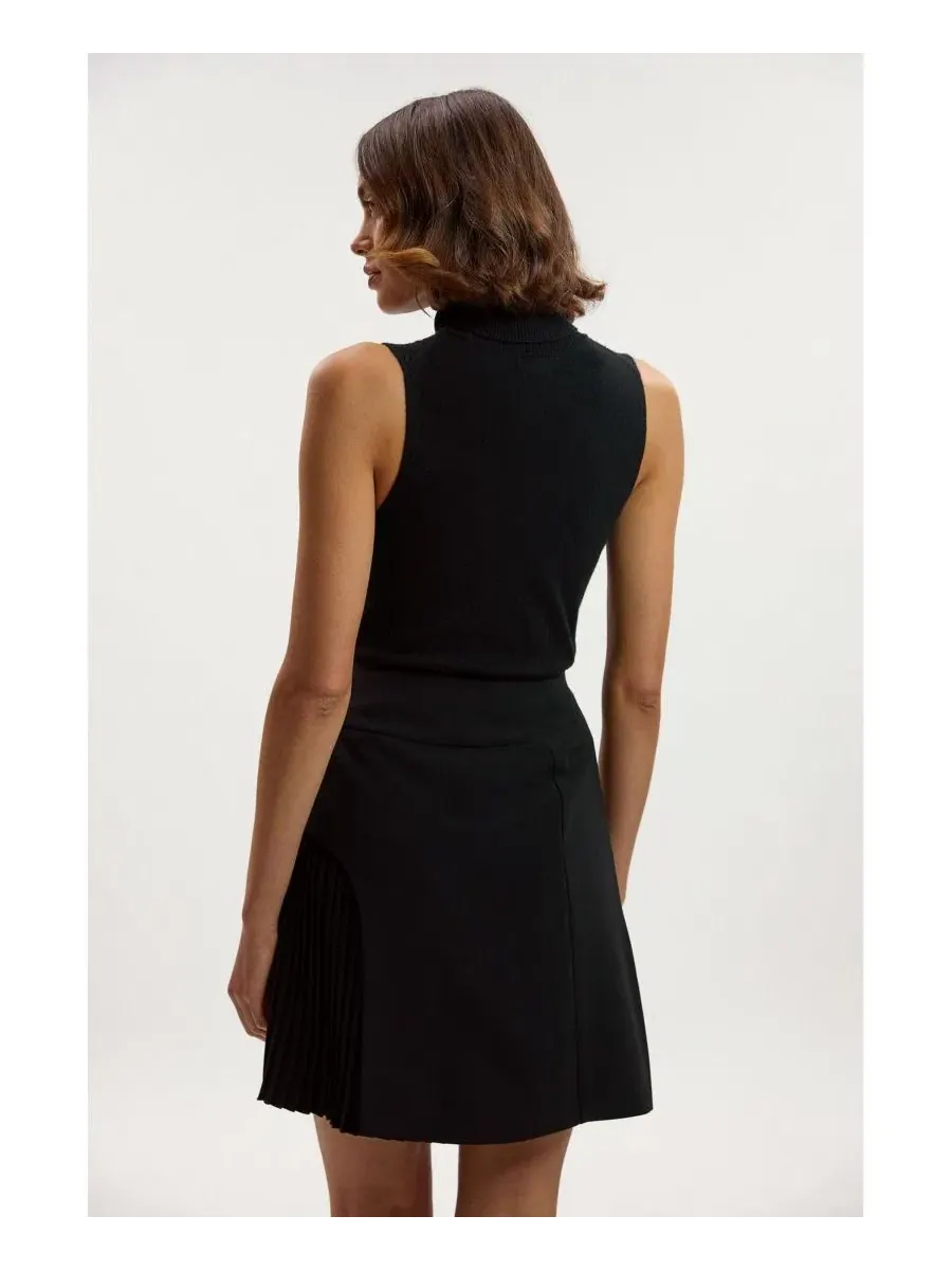 Юбка мини с высокой посадкой и плиссировкой, модель Pleated Mini Karen Millen — изображение 2 из 5, черный