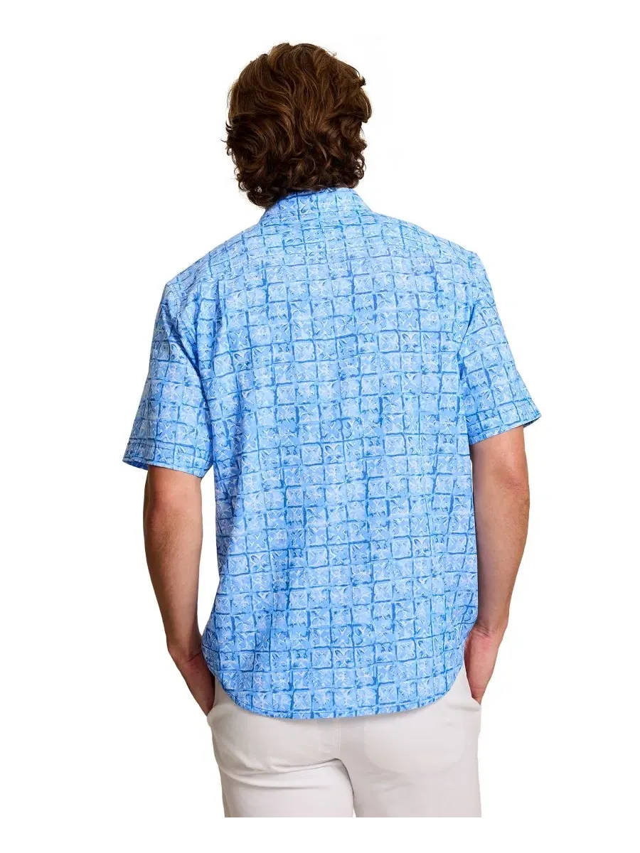 Мужская рубашка Coastal Ease Carrico Tiles Tommy Bahama — изображение 2 из 4, ледяной узор