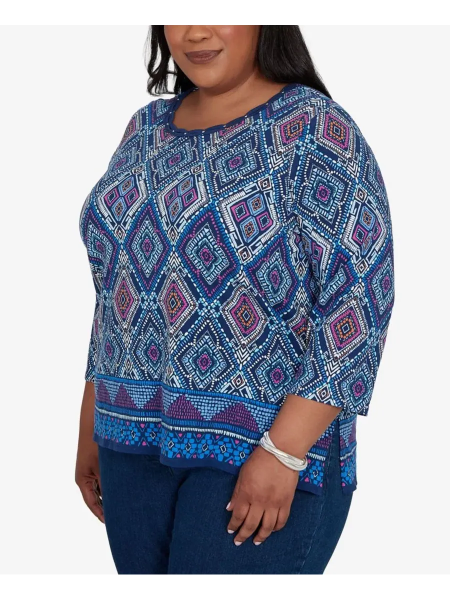 Топ с принтом-калейдоскопом Plus Size Kaleidoscope Print Knit Top Alfred Dunner — изображение 2 из 5, джинсовый синий
