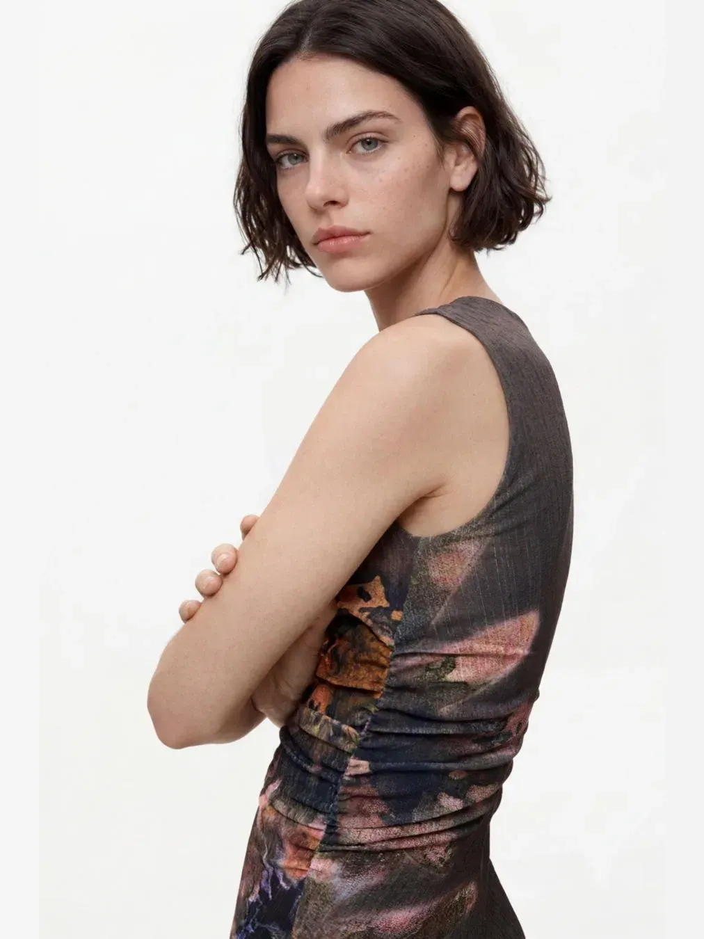 Платье трикотажное с цветочным принтом Desigual — изображение 3 из 4, серый