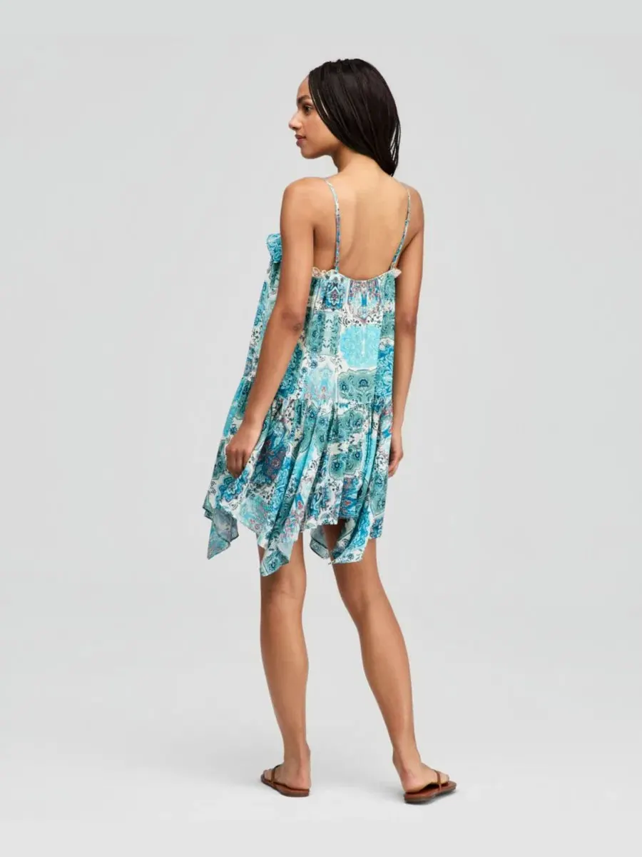Платье-мини без рукавов с цветочным принтом Petite Square Neck Floral Mini Dress And Now This — изображение 5 из 5, синий