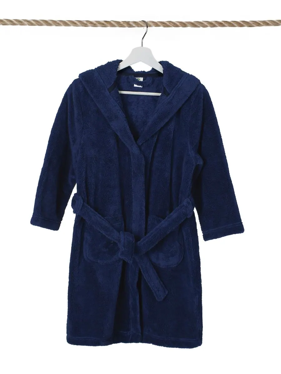 Детский супермягкий халат из полиэстера с капюшоном и двойной обработкой Linum Home — изображение 2 из 8, темно-синий