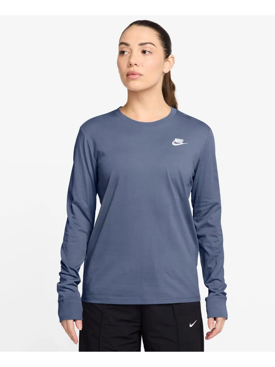 Женская хлопковая футболка с длинными рукавами Sportswear Club, размеры XS-3X Nike — изображение 1 из 3, индиго/белый