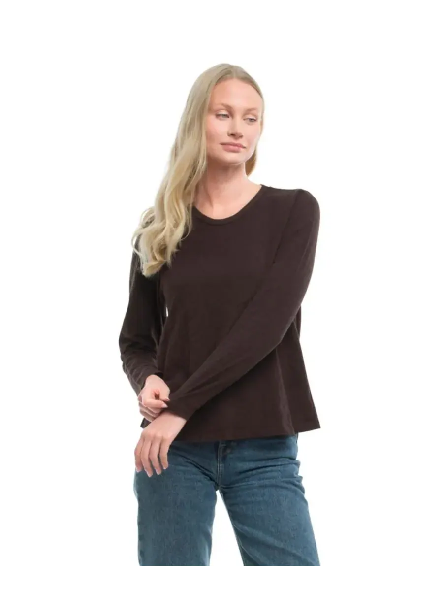 Женская футболка с длинным рукавом детского кроя WILT Clothing — изображение 4 из 4, шоколадный