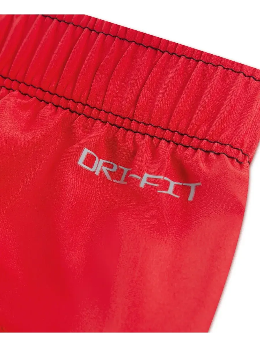 Детский комплект из двух предметов: футболка с круглым вырезом Dri-FIT и тканые шорты для мальчиков — изображение 5 из 5