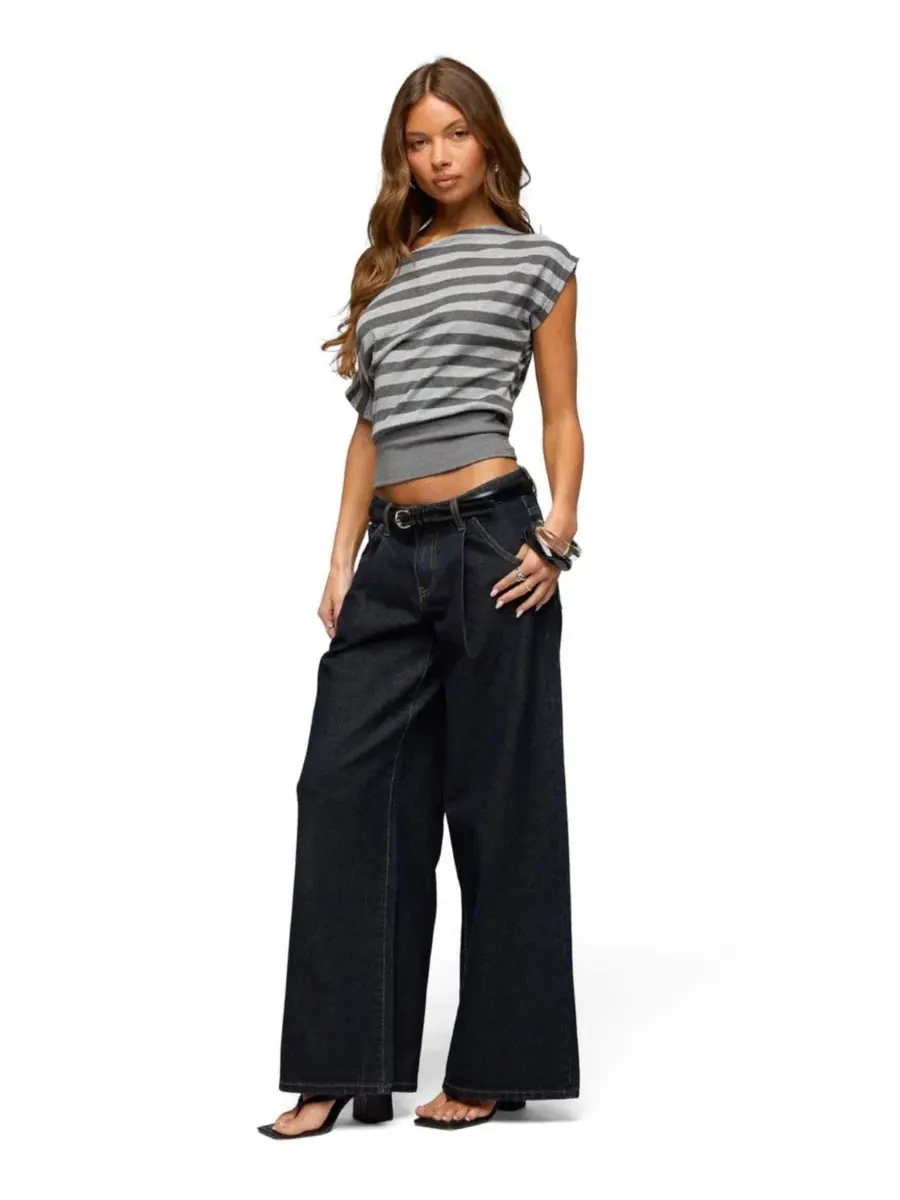 Топ с открытыми плечами в полоску Kittie Striped Off Shoulder Top Edikted — изображение 4 из 5, темный-серый