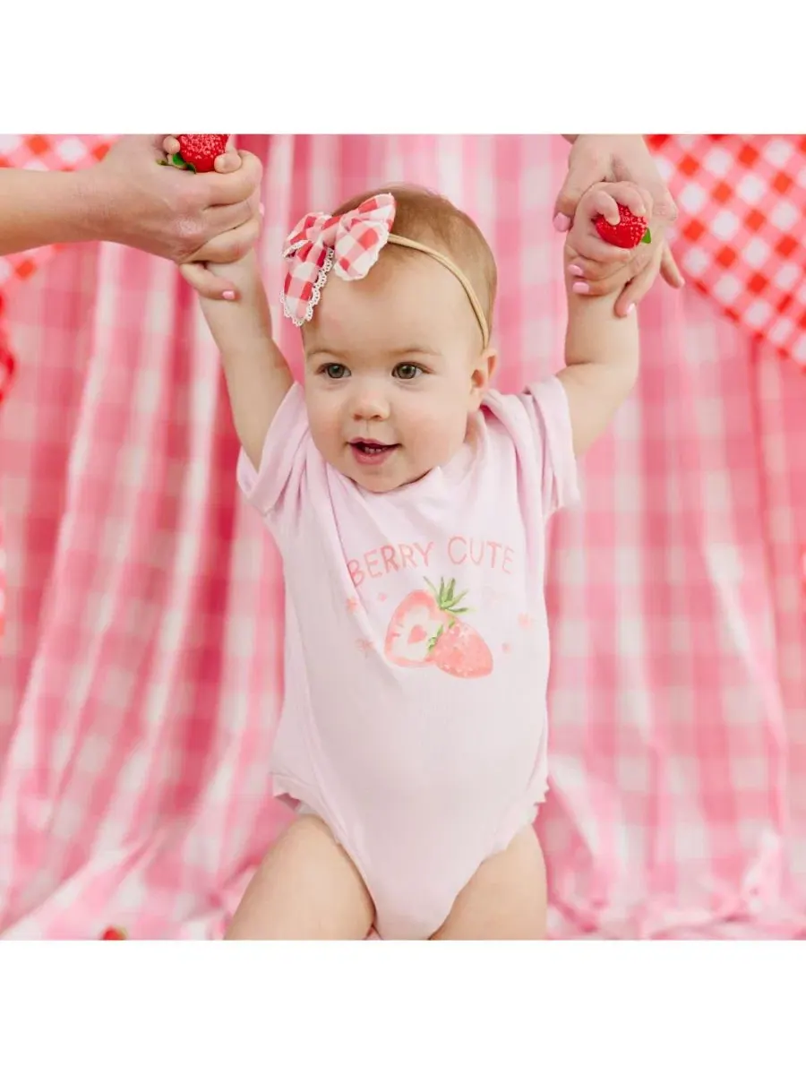 Повязка на голову с бантом Red Gingham Sweet Wink — изображение 2 из 6, красный