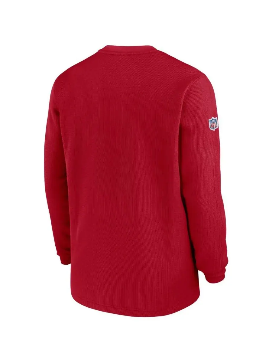 Nike Мужская красная футболка с длинным рукавом Tampa Bay Buccaneers 2023 Sideline Throwback Heavy — изображение 2 из 3