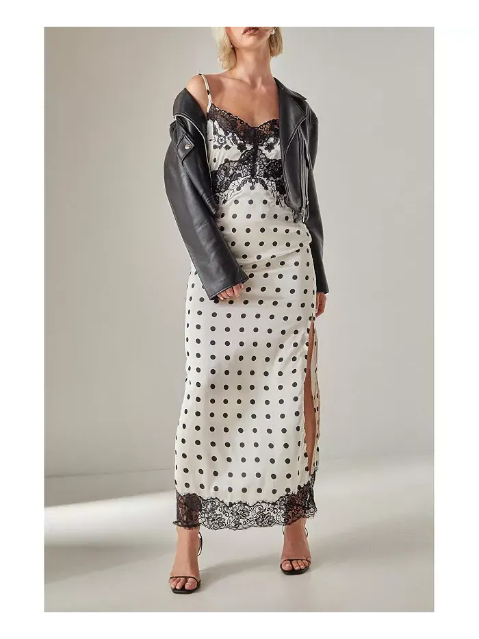 Женское атласное платье макси с кружевной отделкой Nasty Gal — изображение 6 из 7