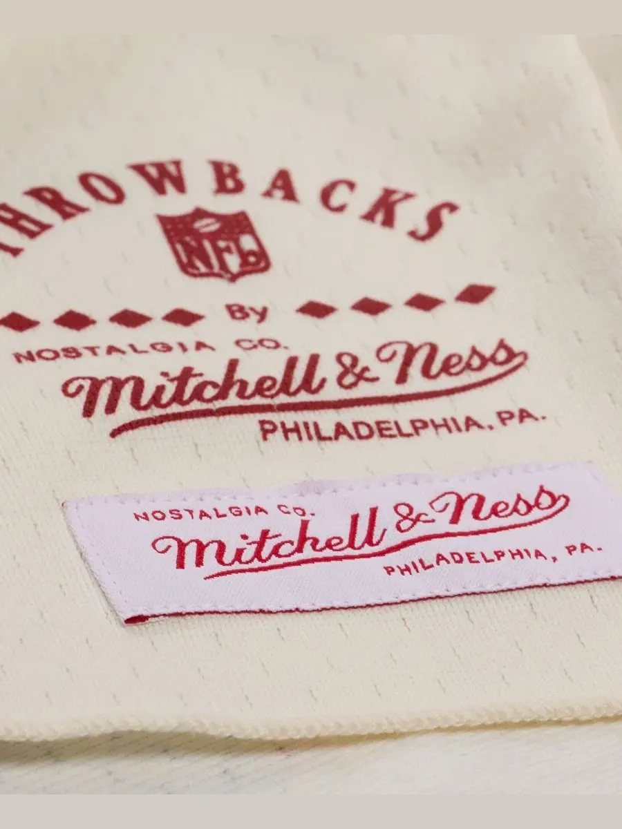 Женская укороченная футболка с принтом Lawrence Taylor New York Giants Mitchell & Ness — изображение 2 из 5, бежевый