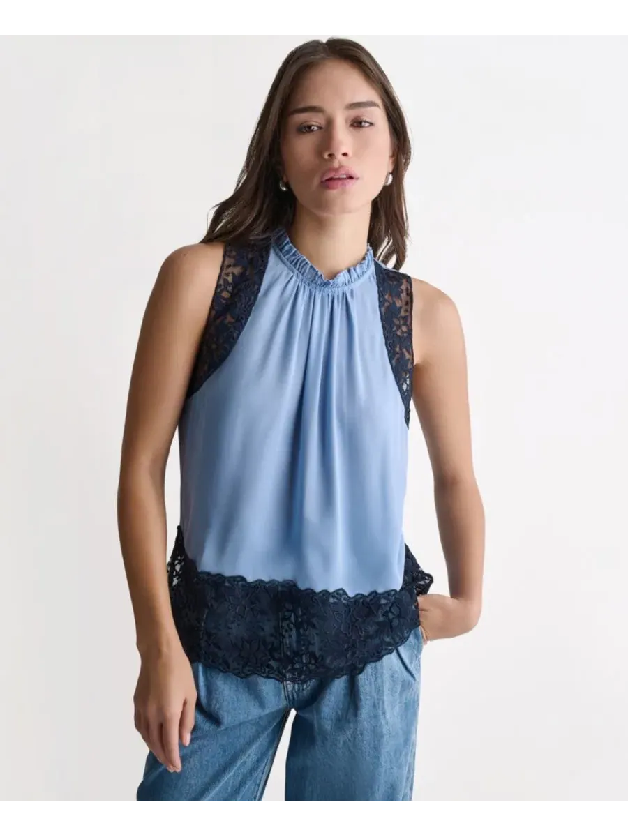 Топ BCBG с высоким вырезом, без рукавов, с кружевной вставкой, Rain Wash — изображение 1 из 10