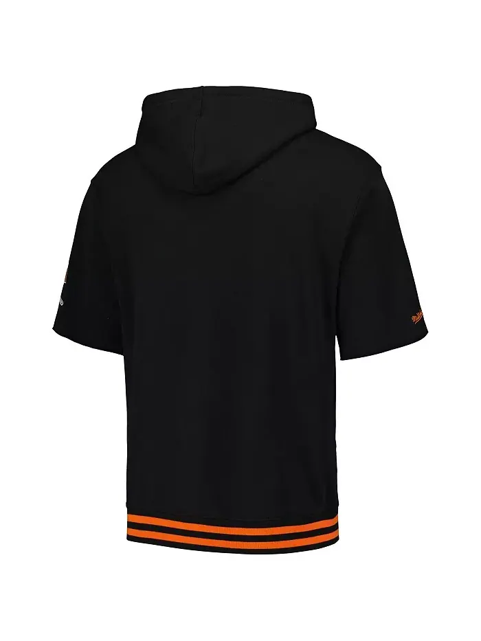 Мужская черная толстовка с капюшоном и короткими рукавами Cincinnati Bengals Pre-Game Mitchell & — изображение 2 из 3