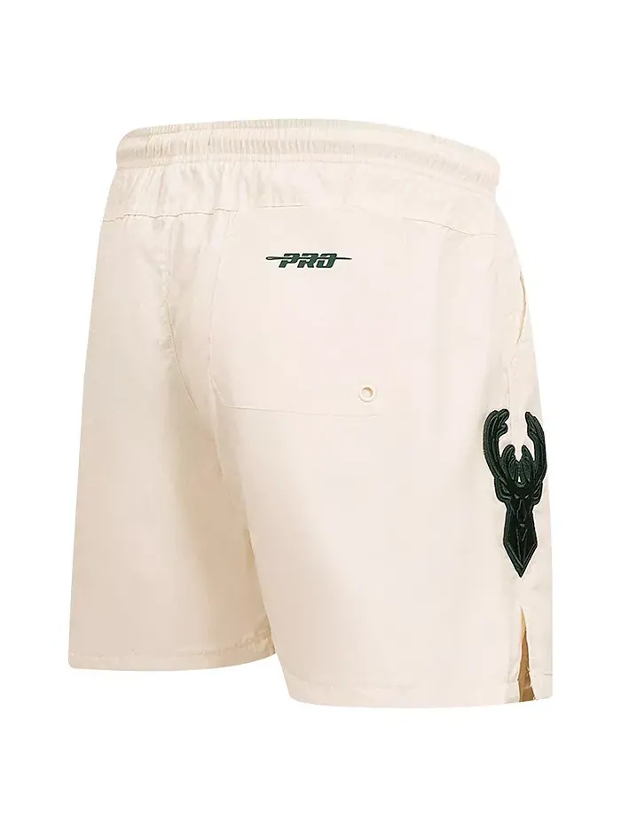Мужские шорты Milwaukee Bucks Triple Tonal из ткани в кремовом цвете Pro Standard — изображение 3 из 4