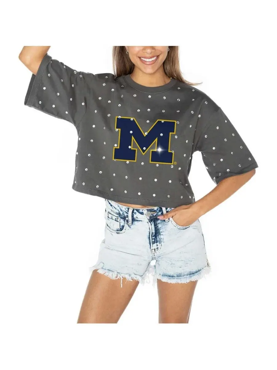Gameday Couture Женская серая укороченная футболка Michigan Wolverines Go Time со стразами — изображение 3 из 5, серый