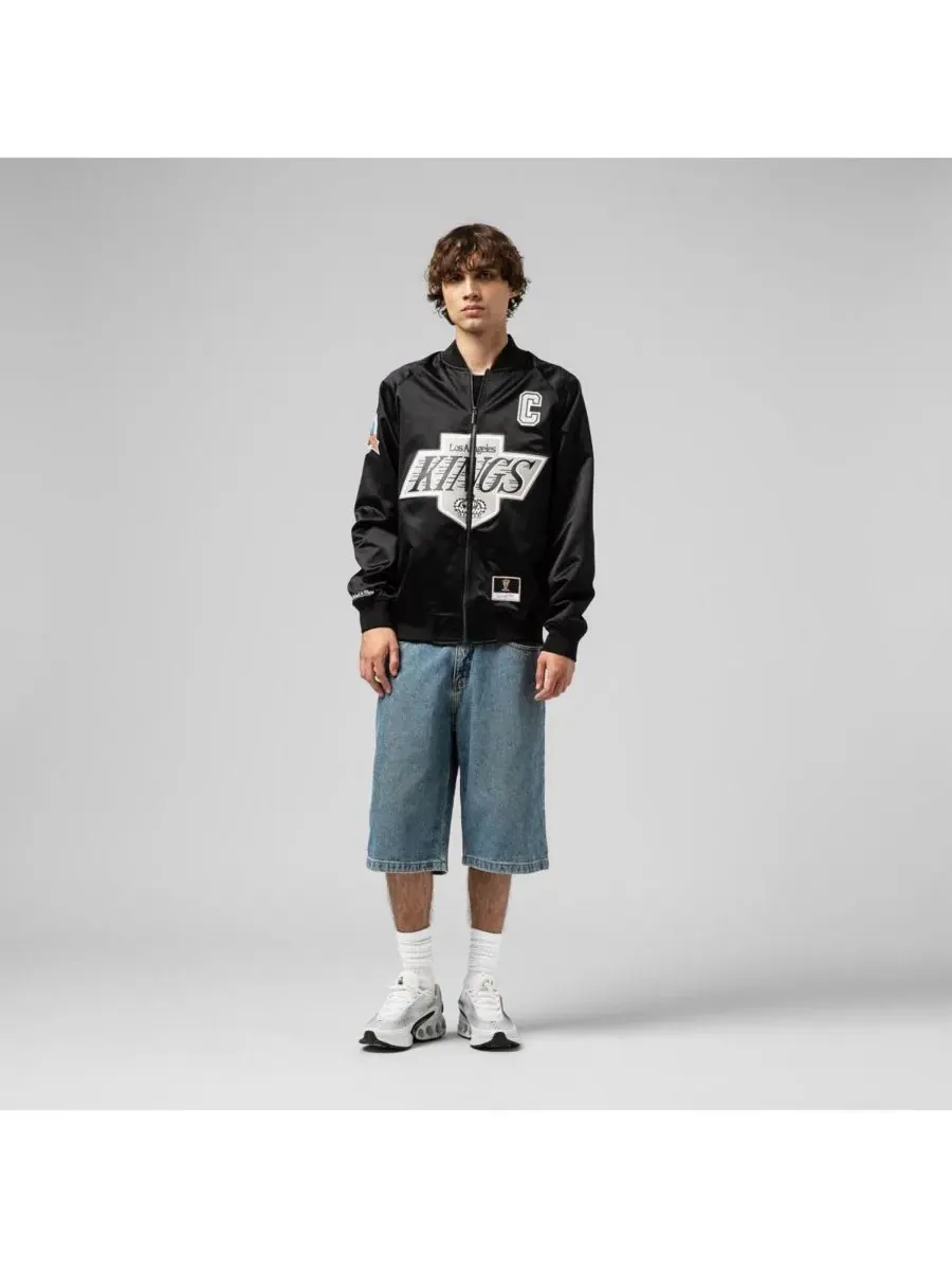 Mitchell & Ness Мужская и женская черная атласная куртка на молнии с изображением Уэйна Гретцки из — изображение 3 из 5