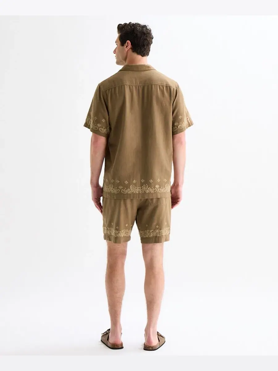 Мужская рубашка с коротким рукавом и перфорацией в виде банданы Lucky Brand, Kangaroo — изображение 8 из 8