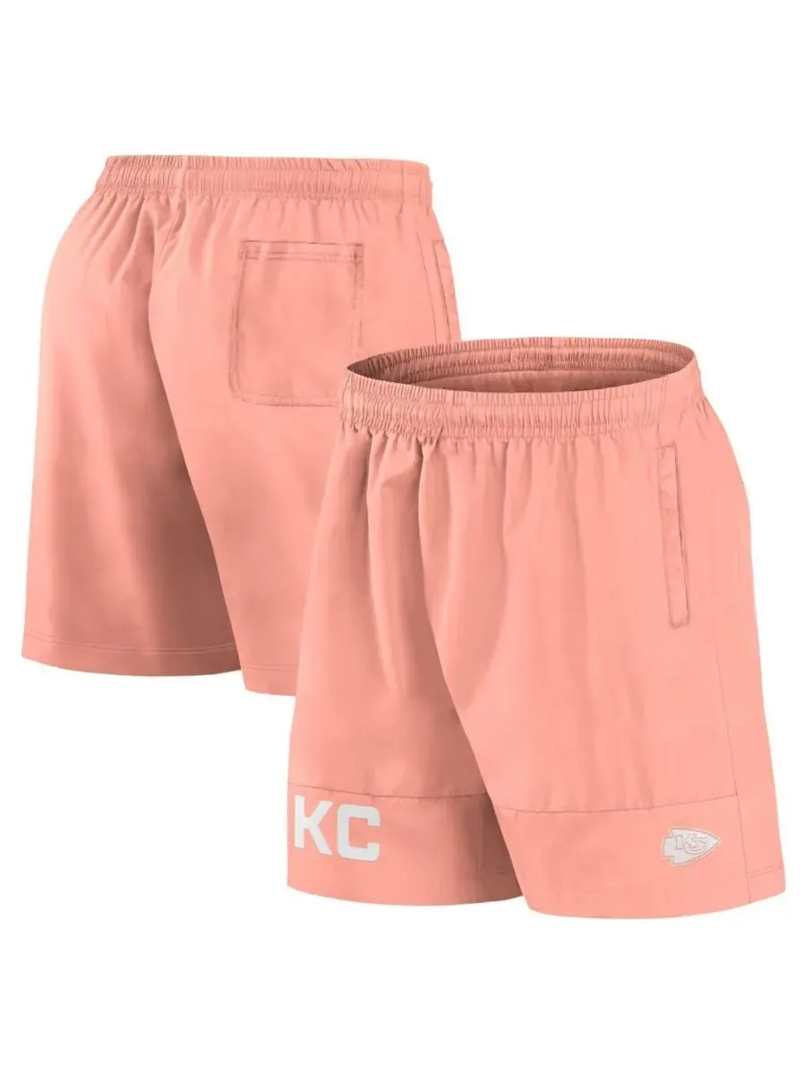 Fanatics Мужские шорты Elements кораллового цвета с символикой Kansas City Chiefs — изображение 1 из 3