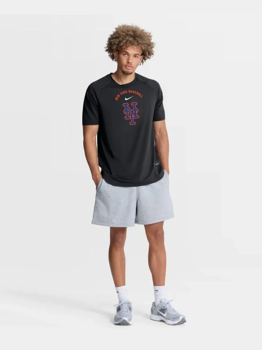 Мужская черная футболка-реглан Dri-FIT из аутентичной коллекции New York Mets для тренировок перед — изображение 2 из 5