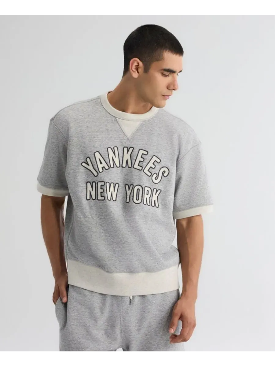 Свитшот с коротким рукавом New York Yankees Iconic Terry Fanatics — изображение 1 из 5, серый