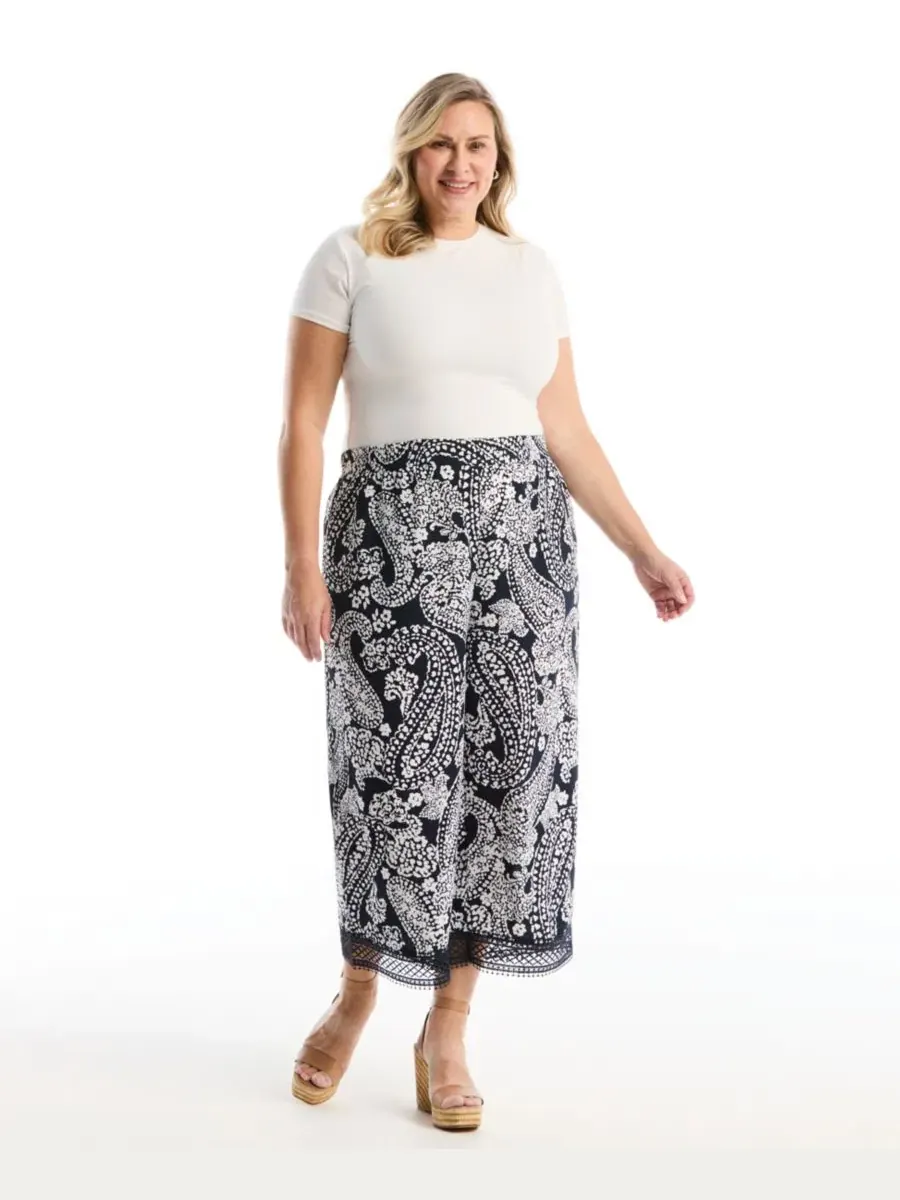Брюки женские Plus Size с принтом пейсли и кружевной отделкой Rafaella, Peacoat — изображение 2 из 5