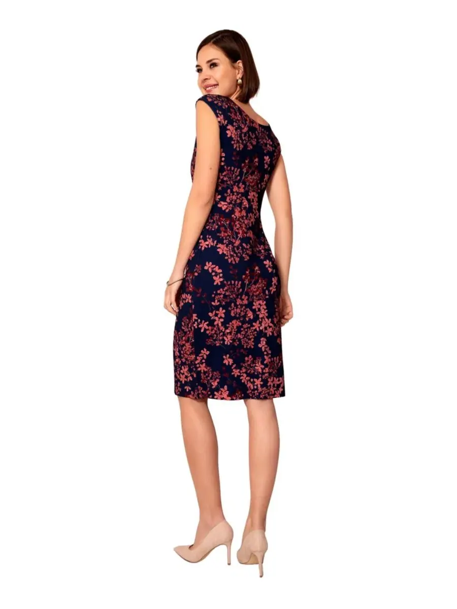Платье-трапеция с цветочным принтом, модель Pippa Alie Street London, Bronzed Blooms — изображение 3 из 8