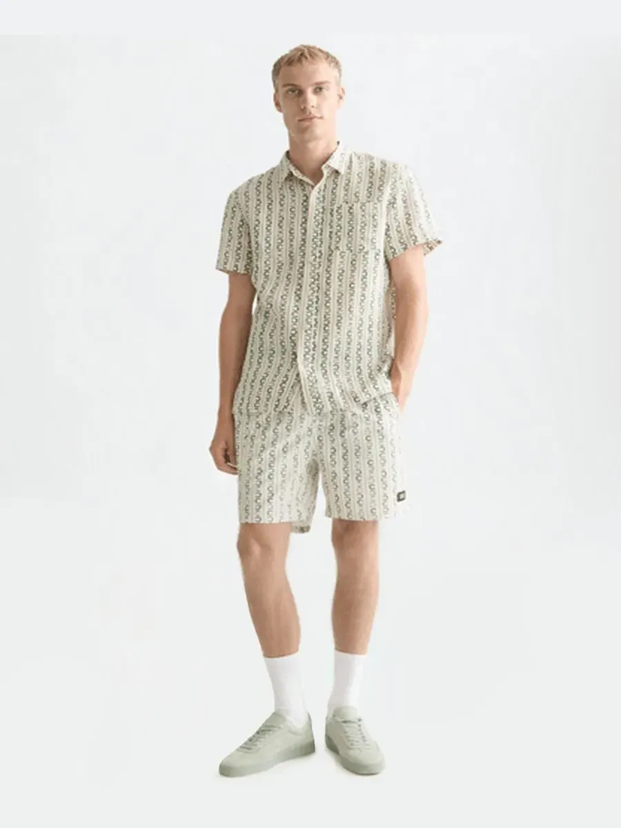 Мужская рубашка с коротким рукавом из льна с принтом SCOTCH & SODA, Horseshoe Stripe Eggnog — изображение 2 из 8