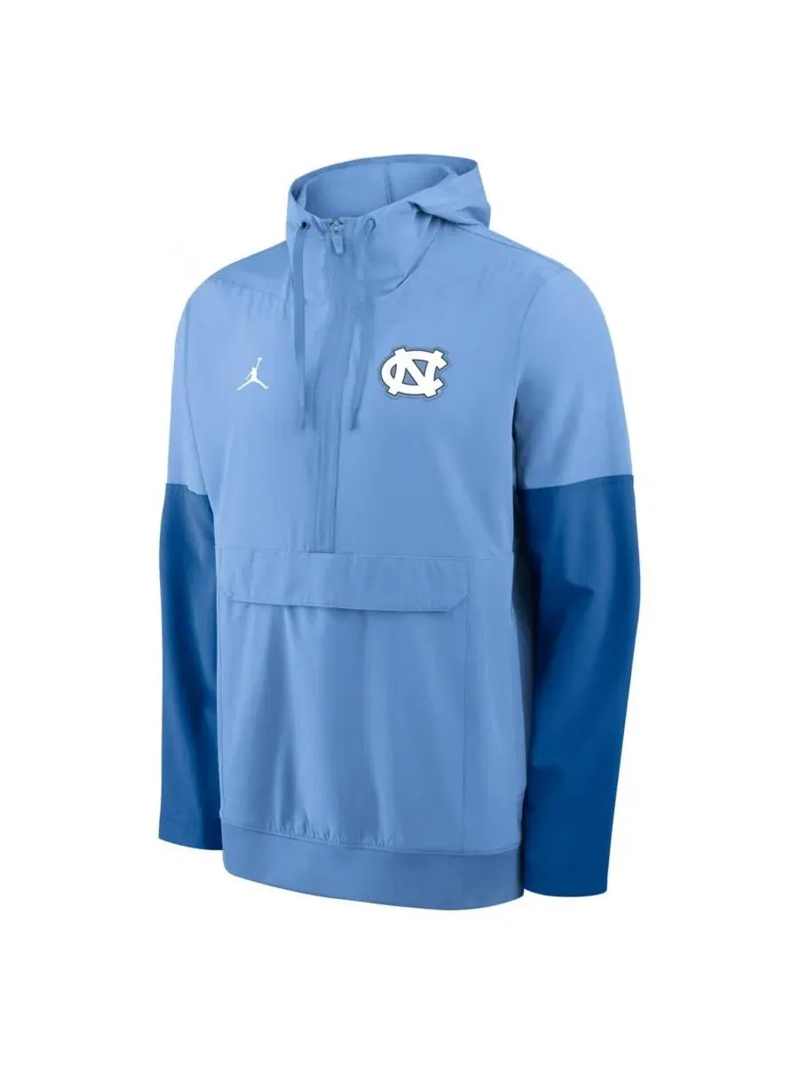 Анорак с капюшоном и полузастежкой-молнией North Carolina Tar Heels Nike — изображение 2 из 3, светлый синий