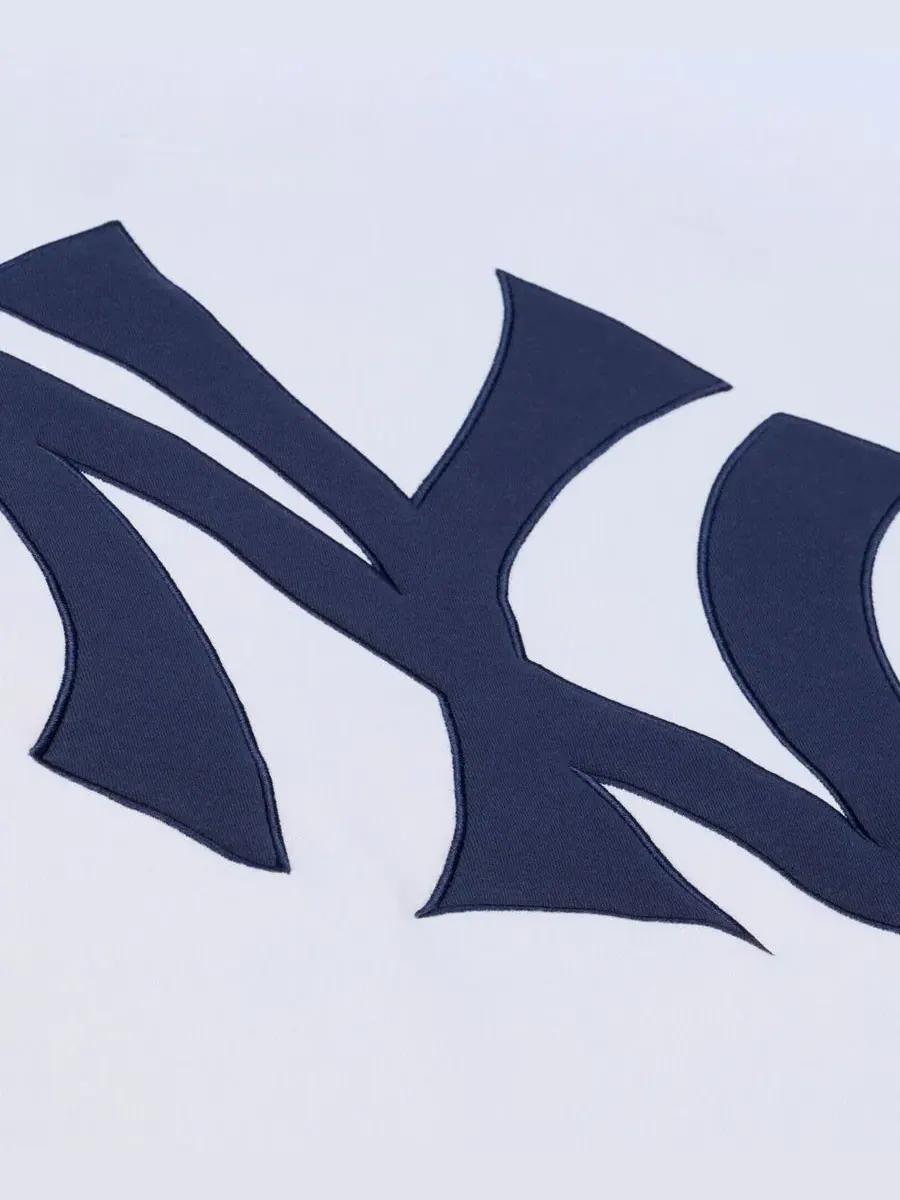 Свитшот Arctic Fleece New York Yankees Mitchell & Ness — изображение 2 из 4, белый