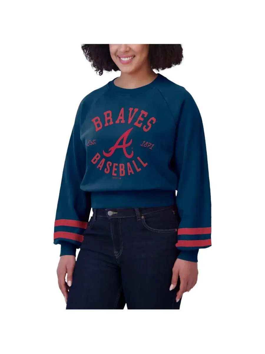 WEAR by Erin Andrews Женская укороченная толстовка с винтажным принтом в стиле Atlanta Braves — изображение 2 из 4
