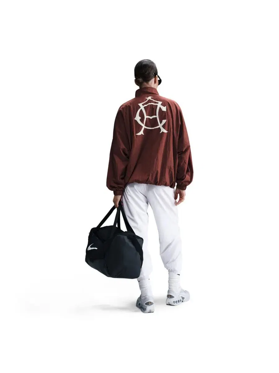 Женская куртка-бомбер Nike CA x CA Essential Woven — изображение 2 из 5, коричневый