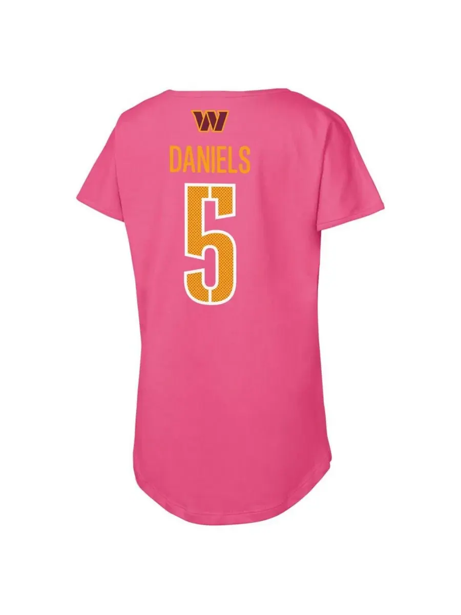 Футболка с принтом Jayden Daniels Pink Washington Commanders Outerstuff — изображение 3 из 3, розовый