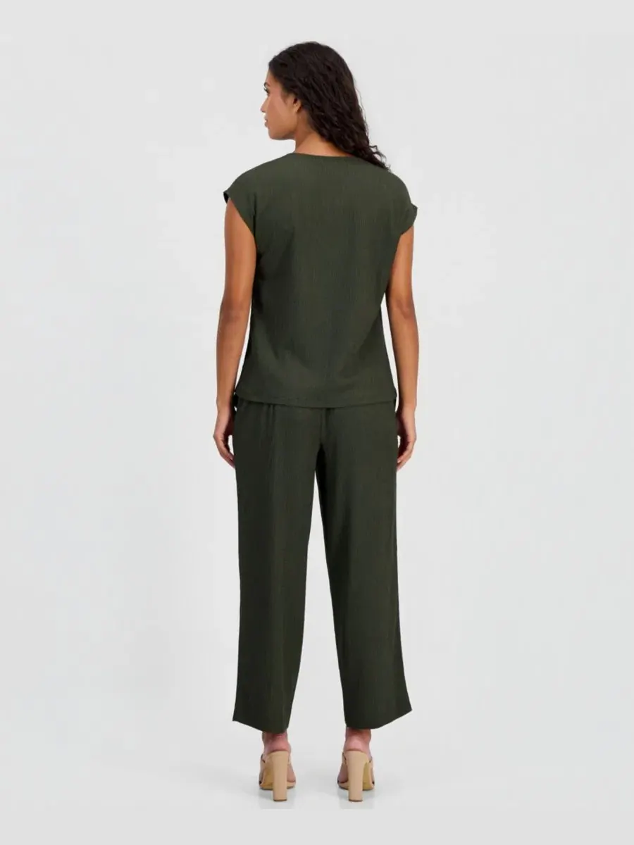 Брюки для petites из стрейч-трикотажа с текстурой Pebble Anne Klein Essentials, Dark Bay Leaf — изображение 4 из 5
