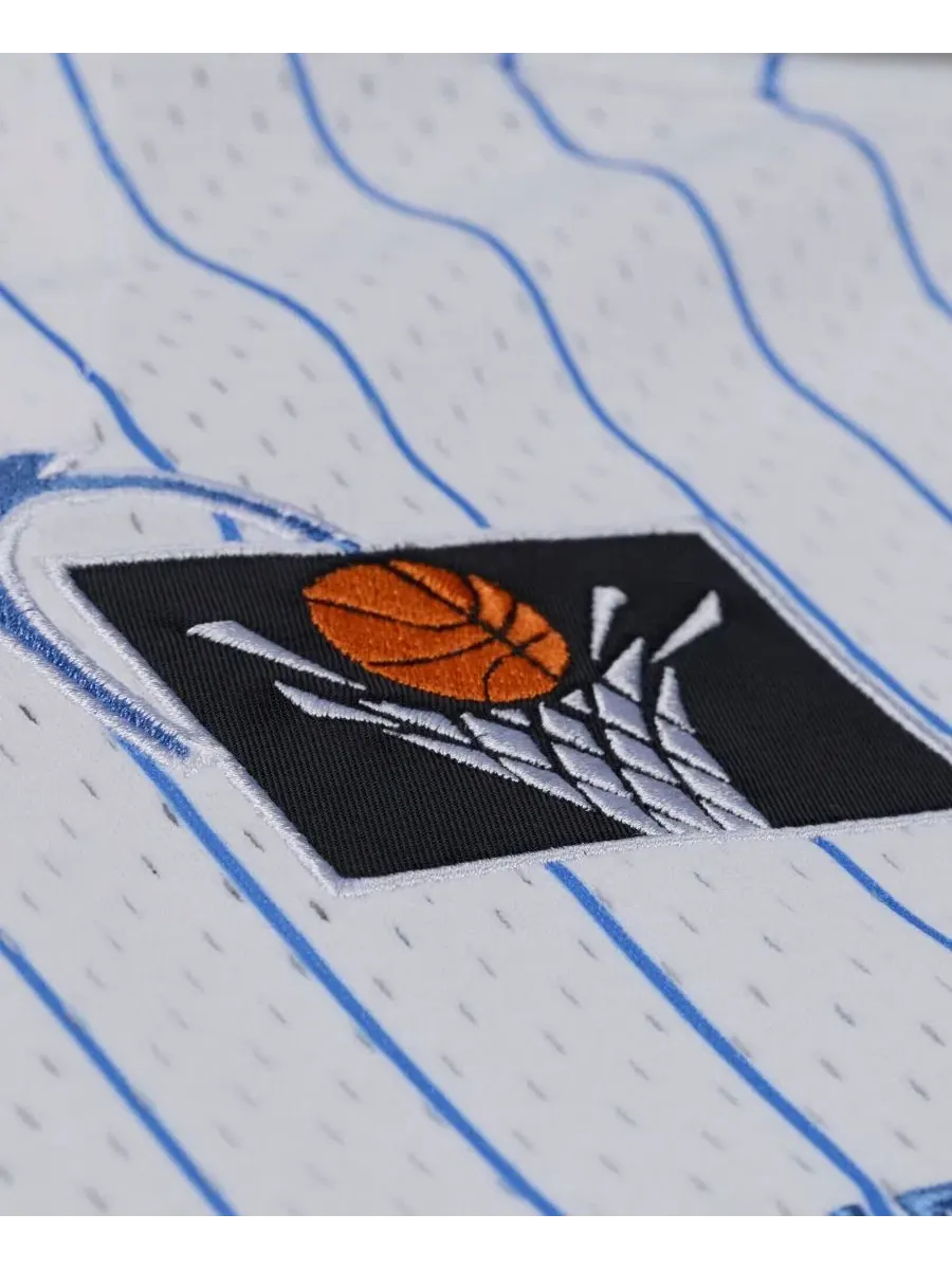 Мужская баскетбольная джерси с полосками и пуговицами Head Coach Mitchell & Ness — изображение 2 из 5, белый
