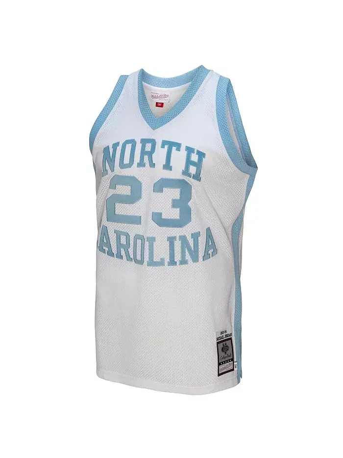 Мужская футболка Michael Jordan White North Carolina Tar Heels 1983/84 Authentic Retired Player — изображение 2 из 3