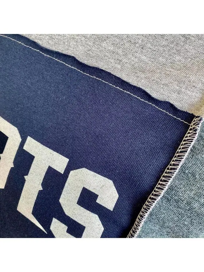 Мужская серая футболка New England Patriots Split Refried Apparel — изображение 3 из 3