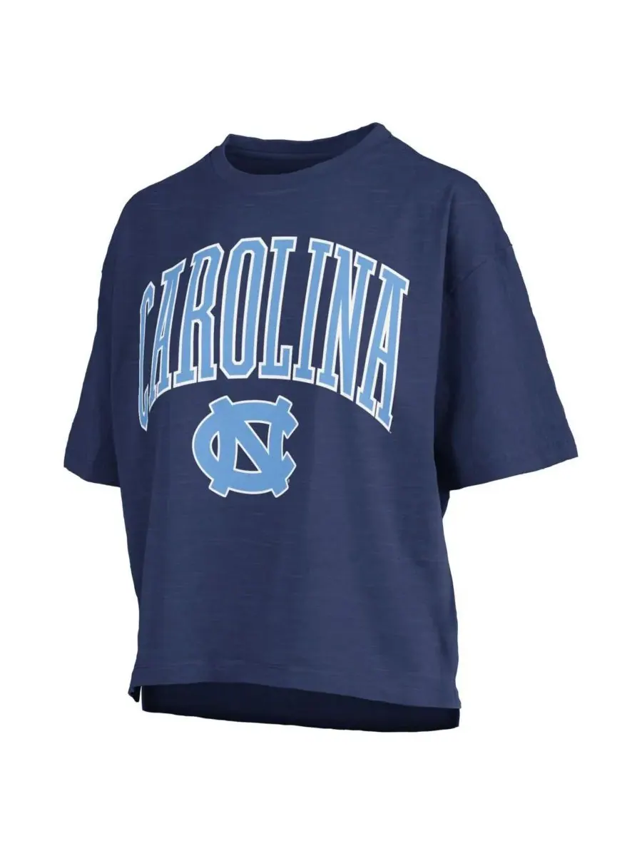 Pressbox Женская темно-синяя футболка North Carolina Tar Heels Nelson Arch Over Logo Waist Length — изображение 3 из 3