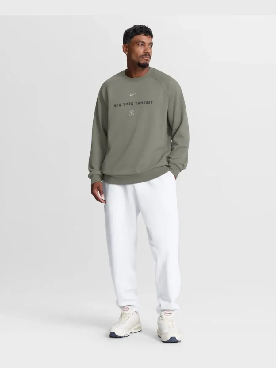 Свитшот с рагланом и технологией Dri-FIT, с принтом Nike — изображение 5 из 5, оливковый