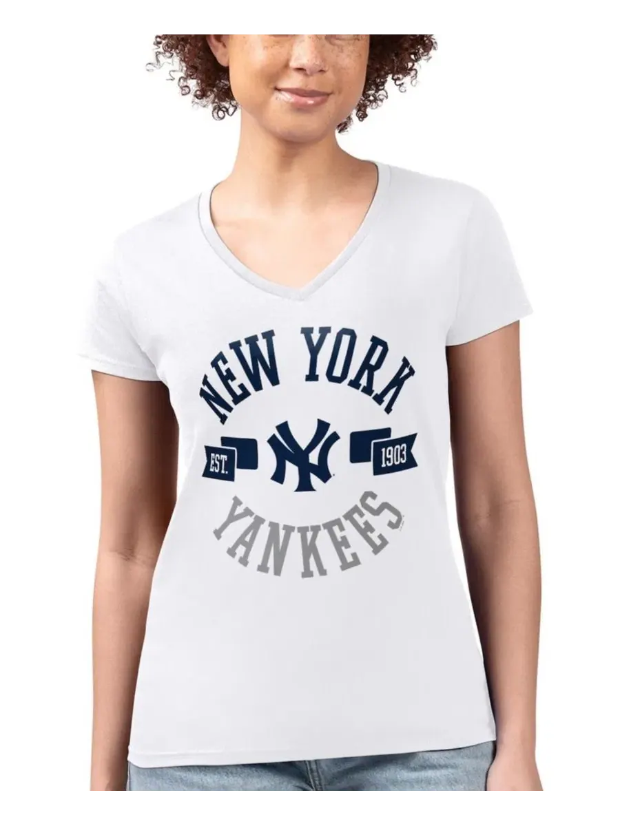Женская футболка V-образным вырезом с принтом New York Yankees City Graphic G-III 4Her by Carl Banks — изображение 3 из 5