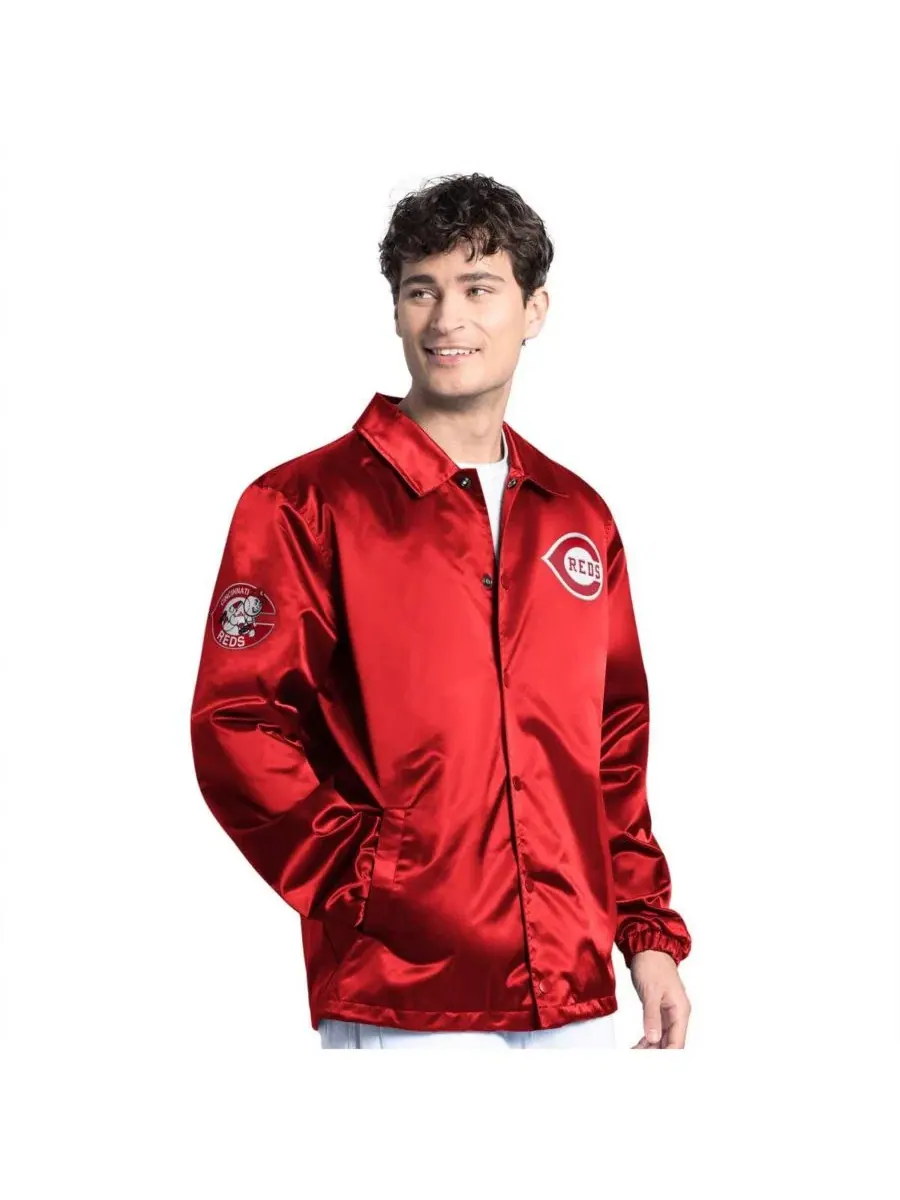 Мужская красная тренерская куртка Cincinnati Reds Cooperstown Collection Point Man Full-Snap Starter — изображение 1 из 3
