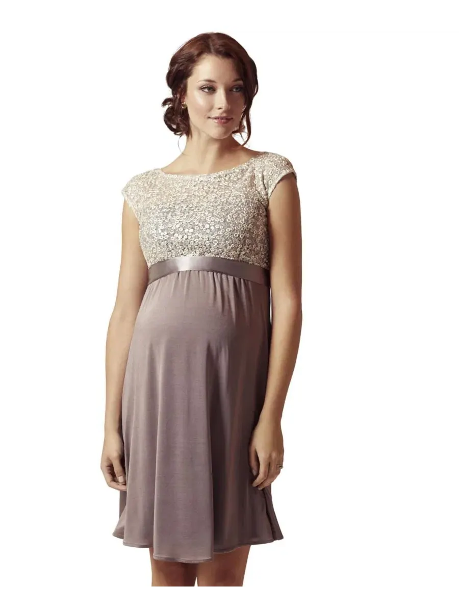 Платье-трапеция с вышивкой кружевом и атласным поясом Mia Tiffany Rose Maternity, Dusky Truffle — изображение 1 из 7