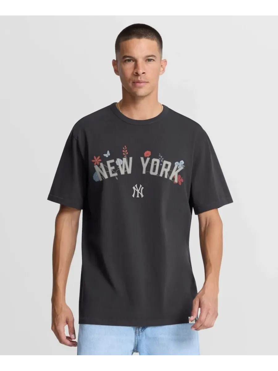 Футболка с цветочным принтом Bloom New York Yankees Fanatics — изображение 1 из 4, серый