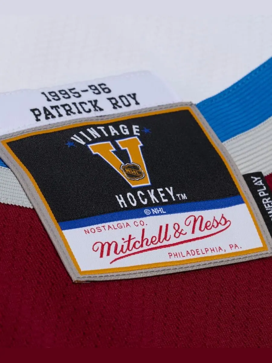 Реплика хоккейного джерси Patrick Roy 1995 Power Play Colorado Avalanche Mitchell & Ness — изображение 3 из 5, белый