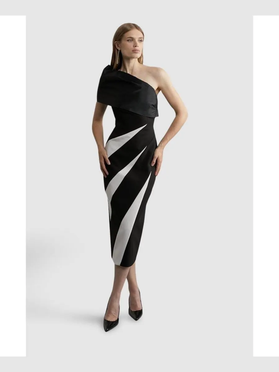 Женское миди-платье с одним плечевым швом Karen Millen, Mono