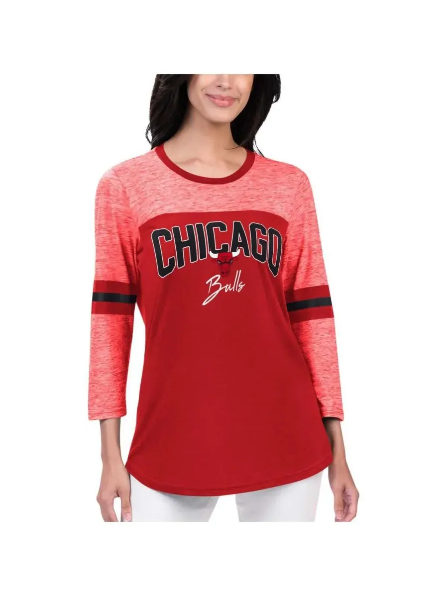 G-III 4Her by Carl Banks Женская красная футболка Chicago Bulls Play the Game с рукавами 3/4 — изображение 1 из 2, красный
