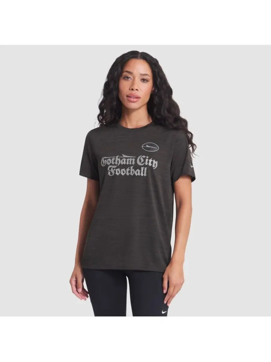 Nike Женская черная футболка New York Jets 2025 Rivalries Collection Sideline Velocity Dri-FIT — изображение 1 из 5, черный