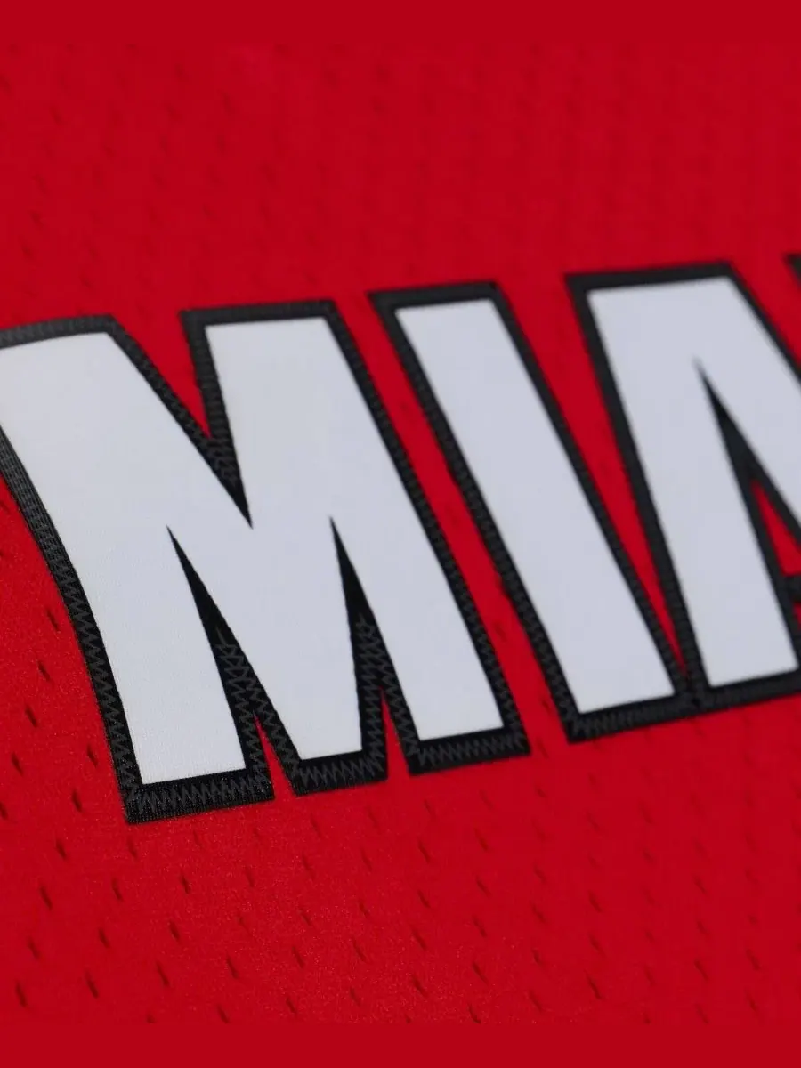 Майка баскетбольная с принтом Shaquille O'Neal Miami Heat 2005-06 Swingman Mitchell & Ness — изображение 4 из 7, красный